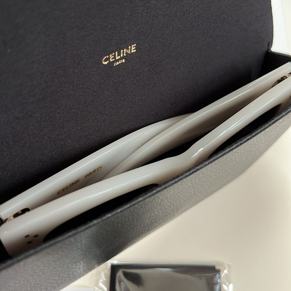 100% Authentic Celine Sunglasses - CL4004IN 25F - NEW - Picture 9 of 9